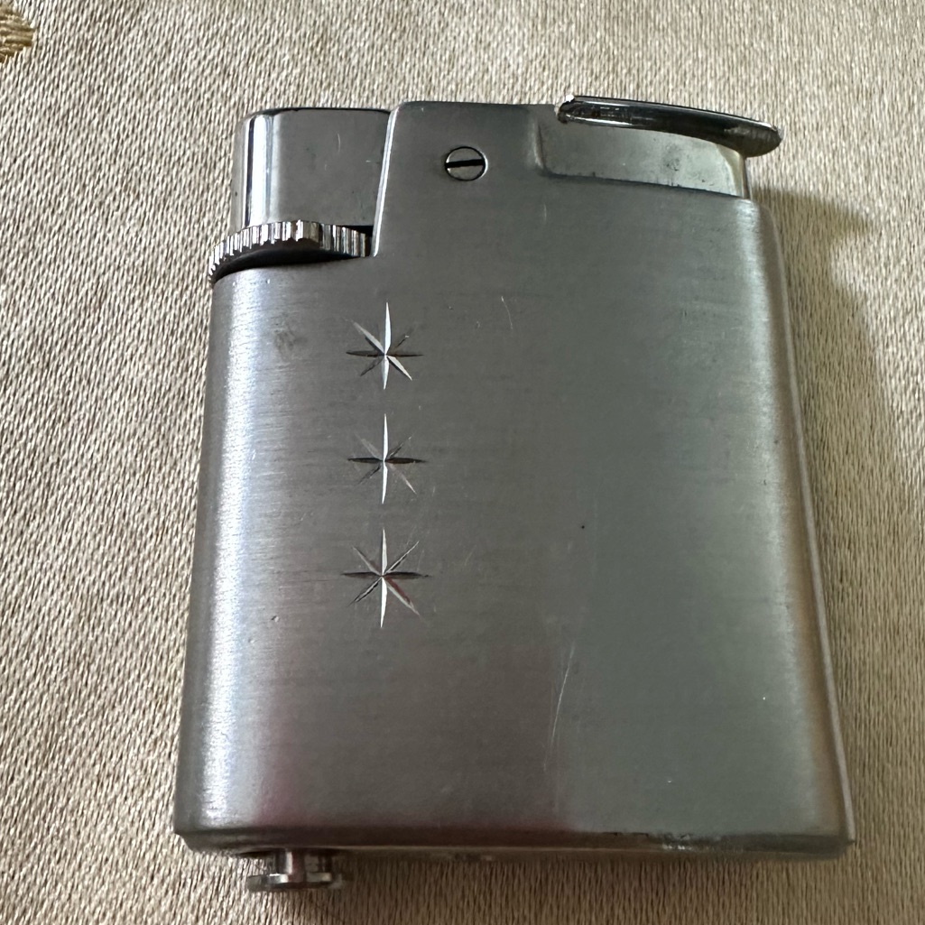 Vintage Ronson Oval Chrome Flint Gas Lighter Made In England Vintage Ronson Oval Chrome Flint Gas Lighter Made In England